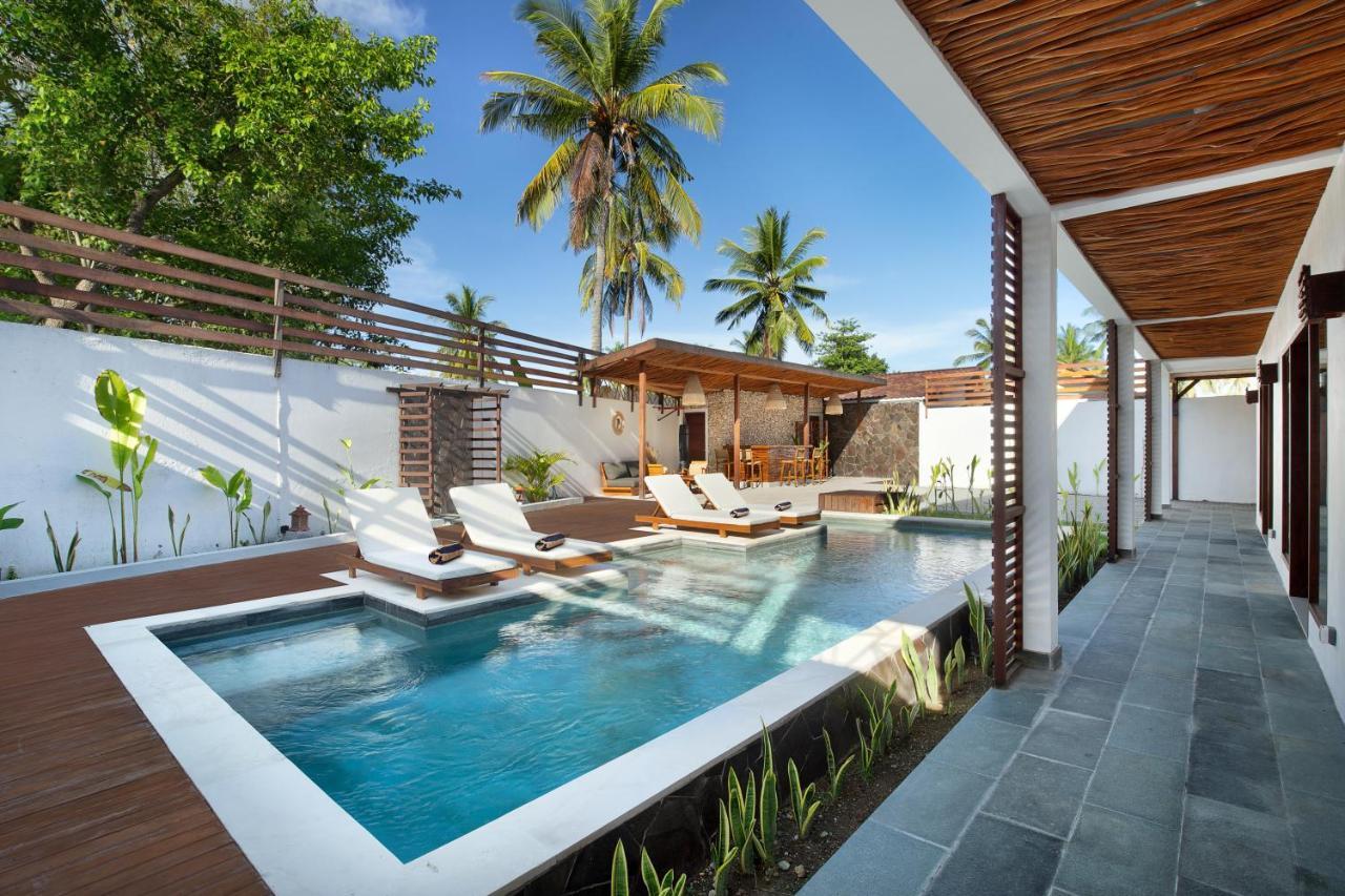 Villa Sakura. Luxury 3 Bedroom Villa. Selong Belanak Exterior foto